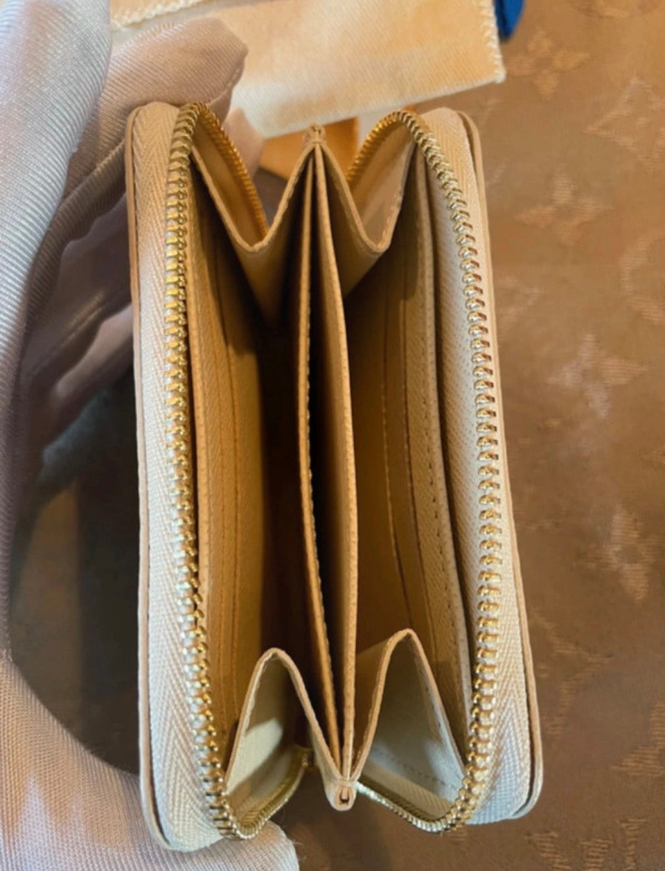 LOUIS VUITTON WALLET