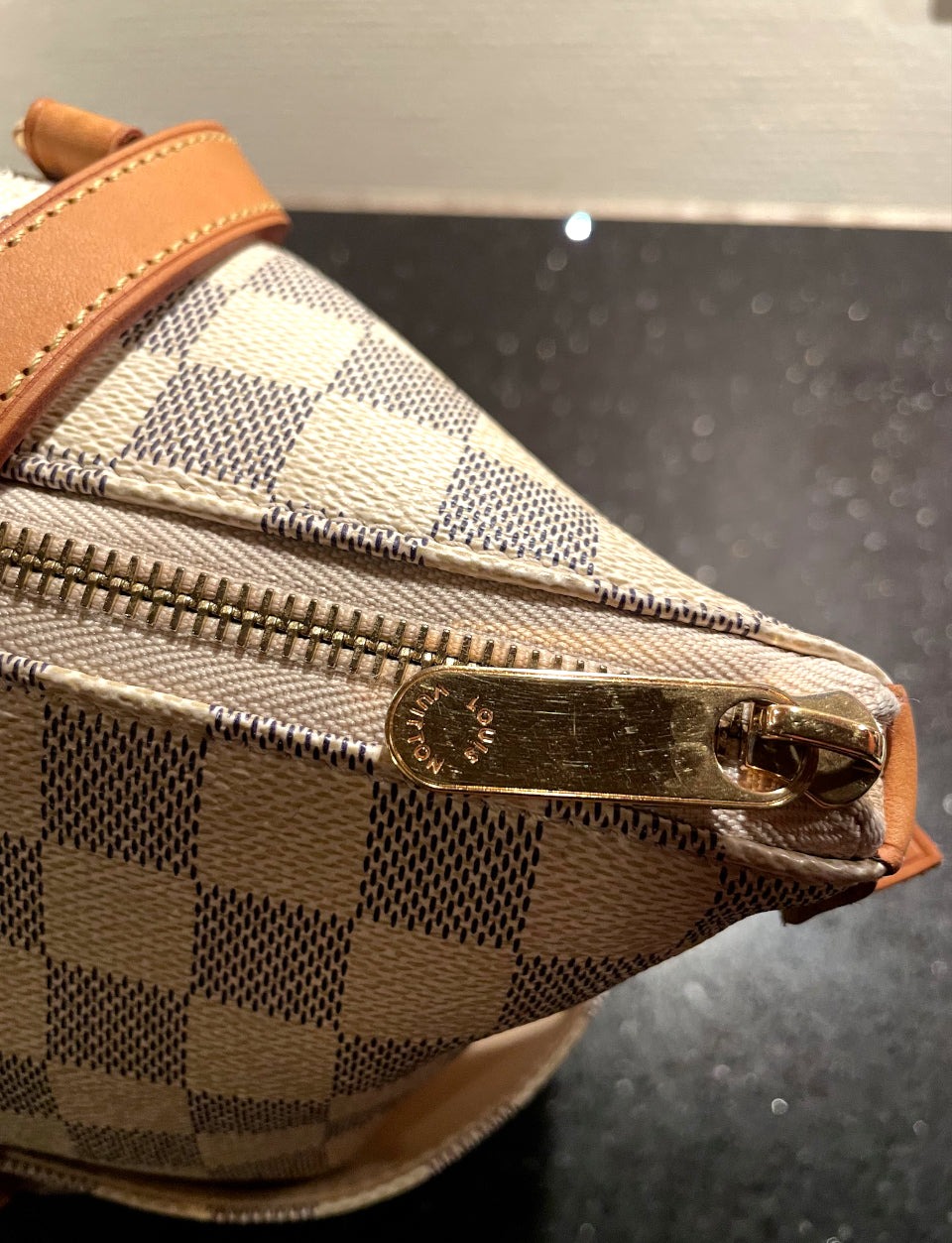 LOUIS VUITTON TOTALLY MM