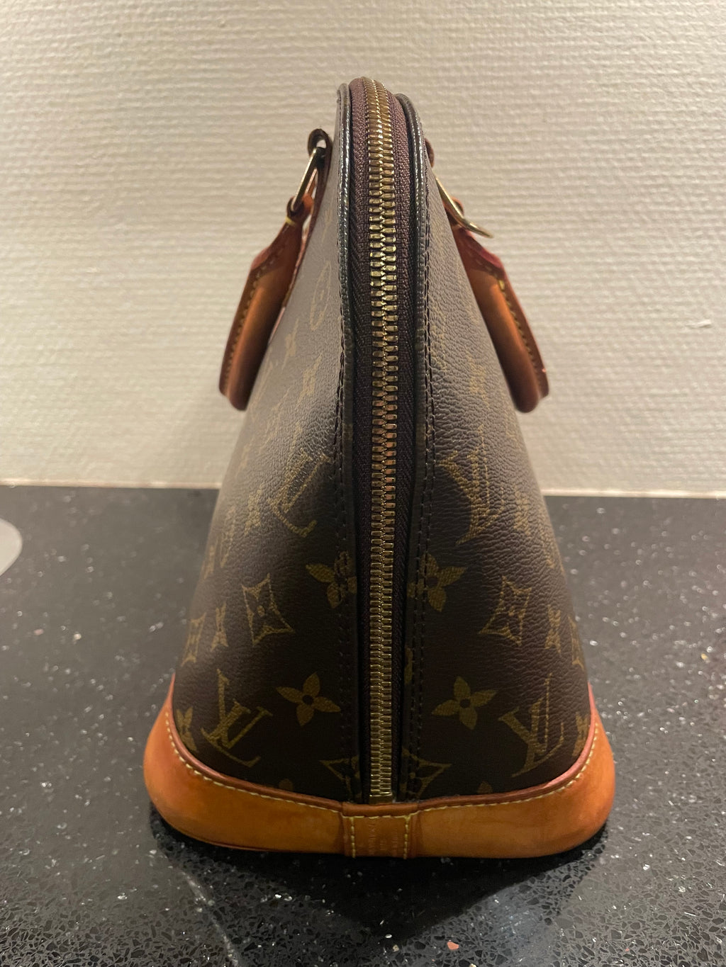 Louis Vuitton Alma PM