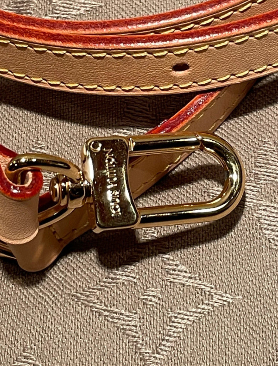 LOUIS VUITTON STRAP