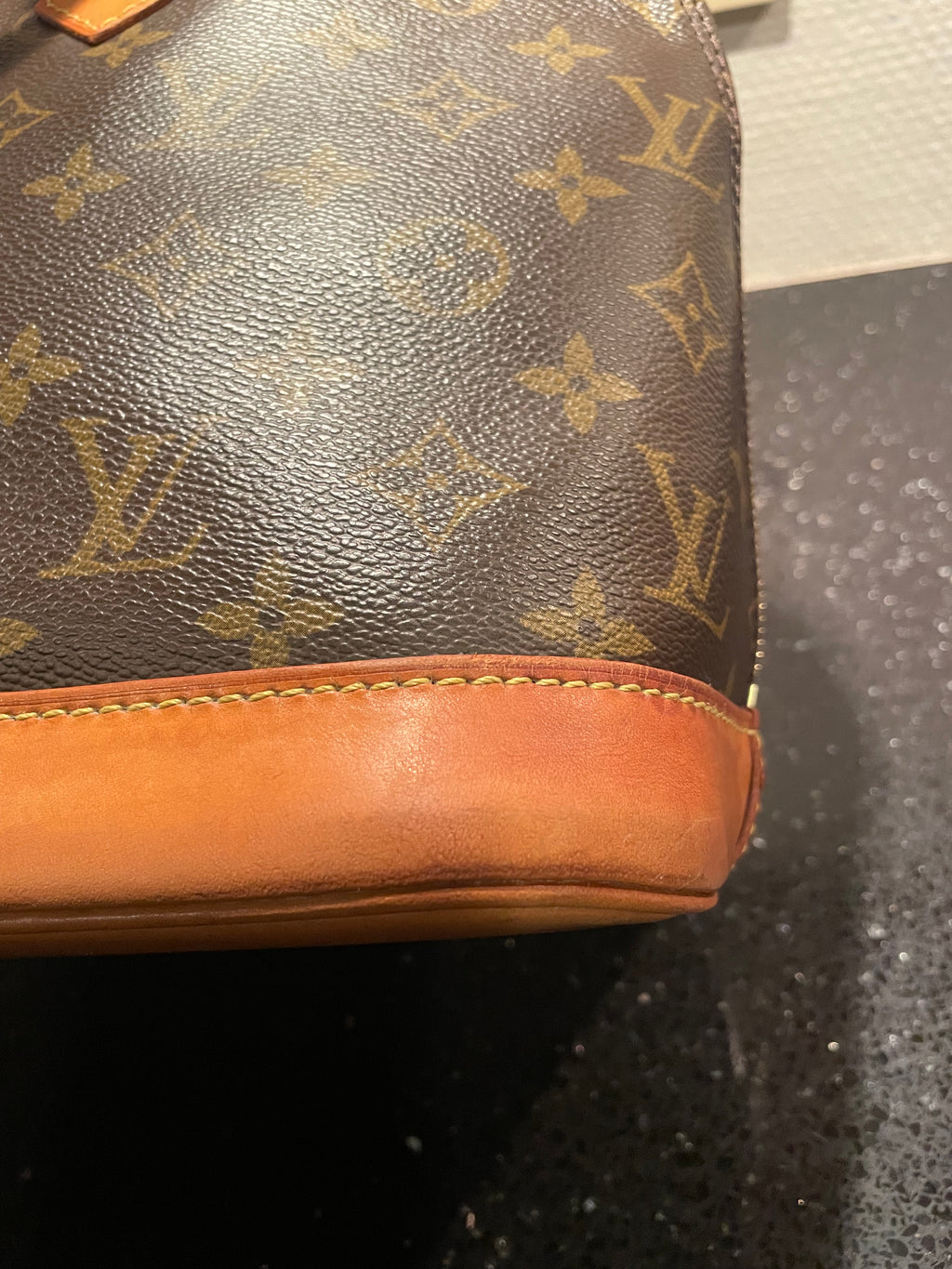 Louis Vuitton Alma PM