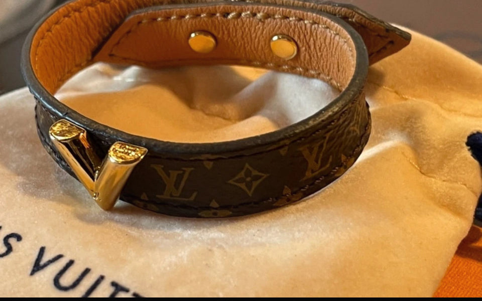 LOUIS VUITTON BRACELET