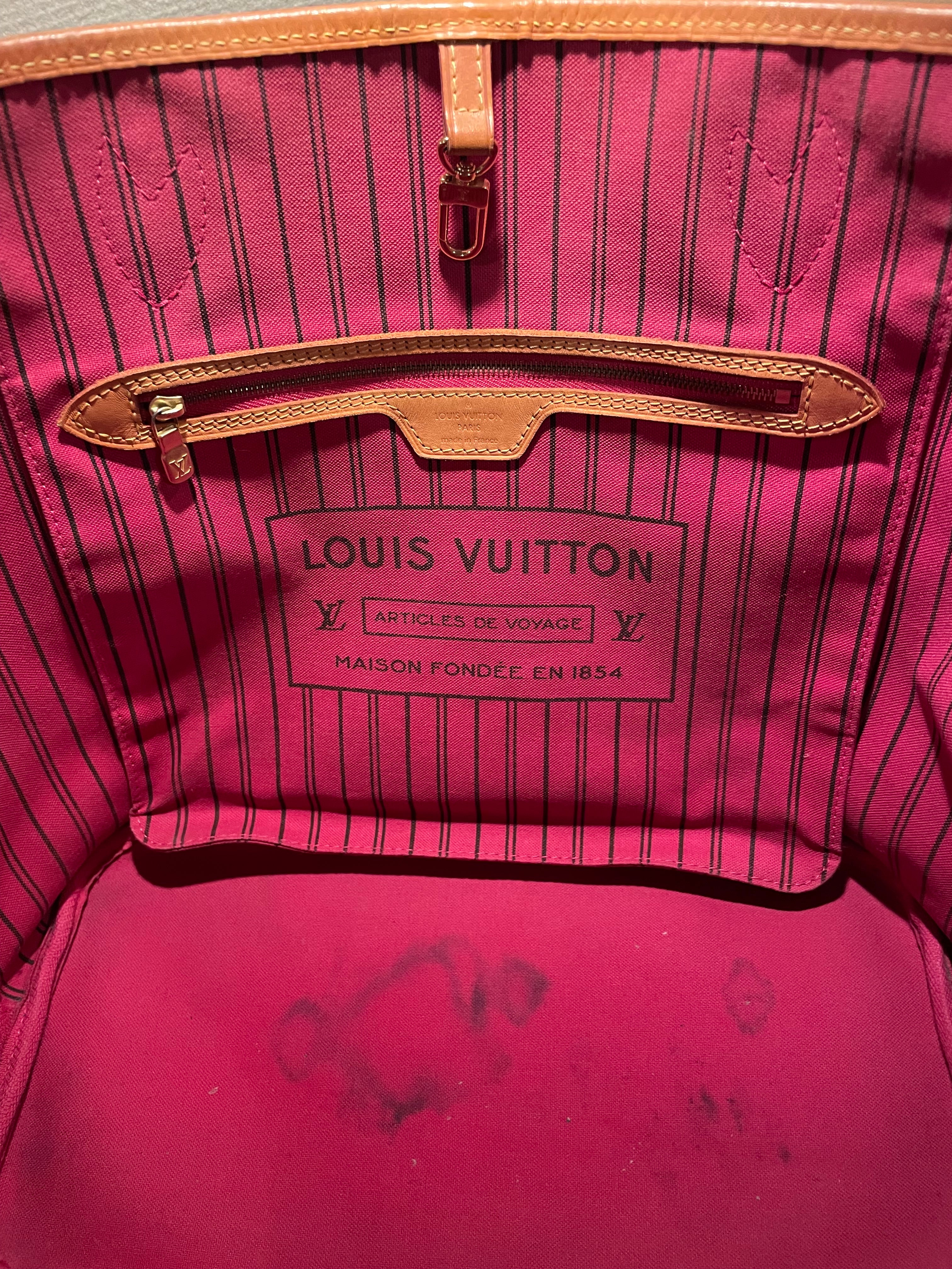 Louis Vuitton Neverfull MM