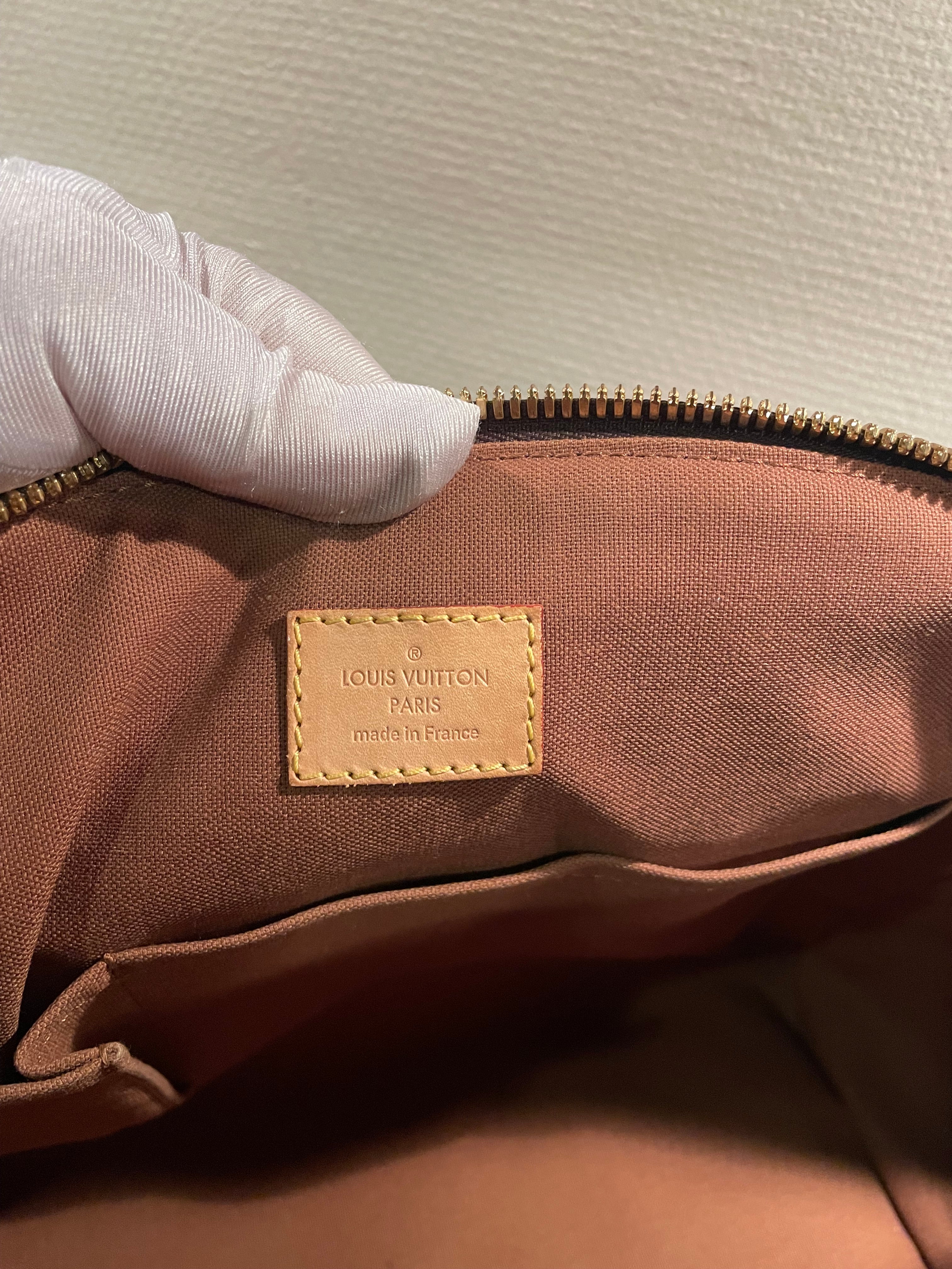 Louis Vuitton Tivoli GM