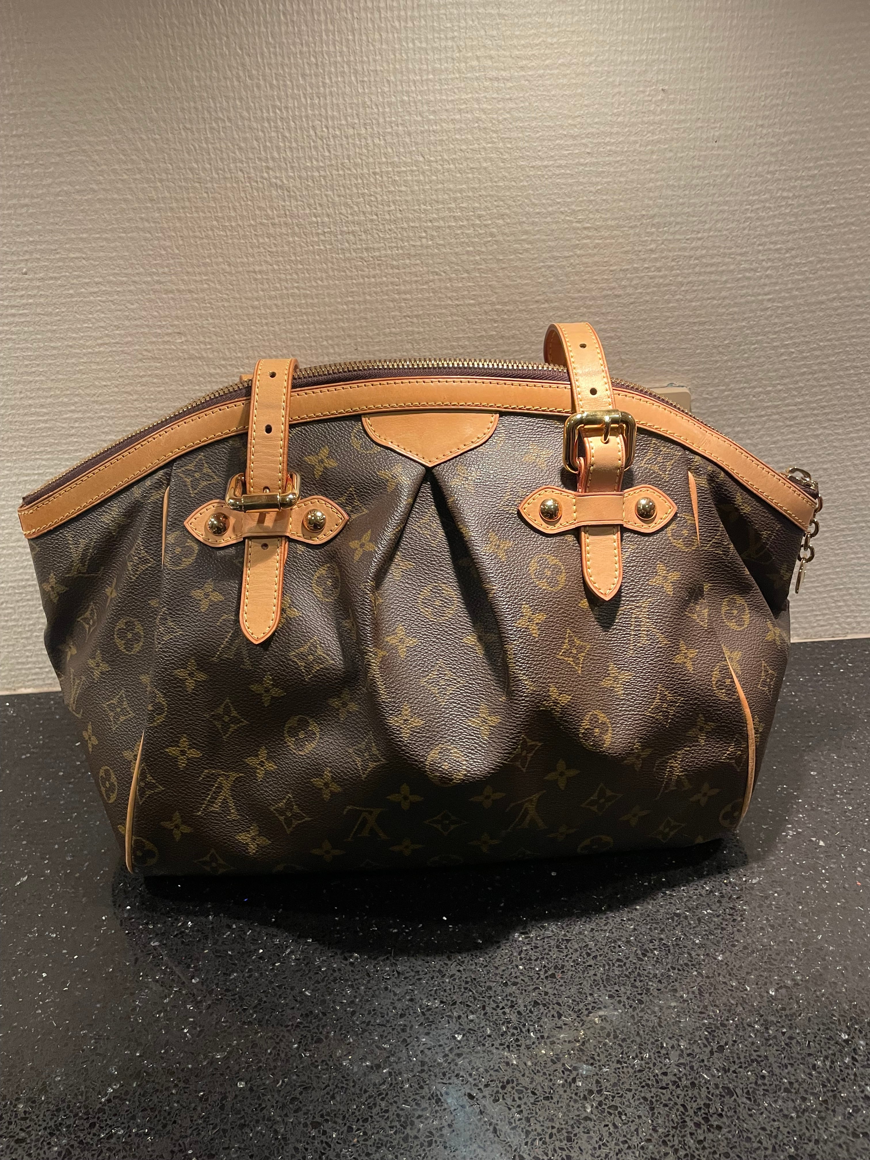 Louis Vuitton Tivoli GM