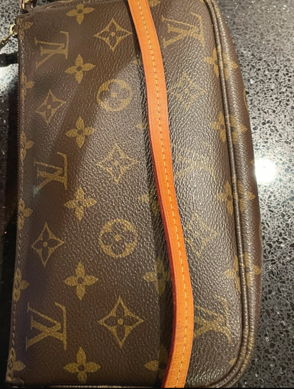 Louis Vuitton Pochette