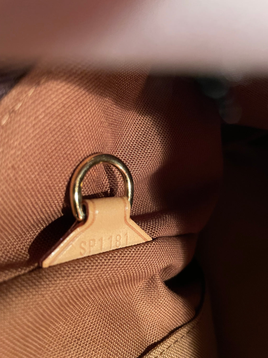 Louis Vuitton Tivoli GM
