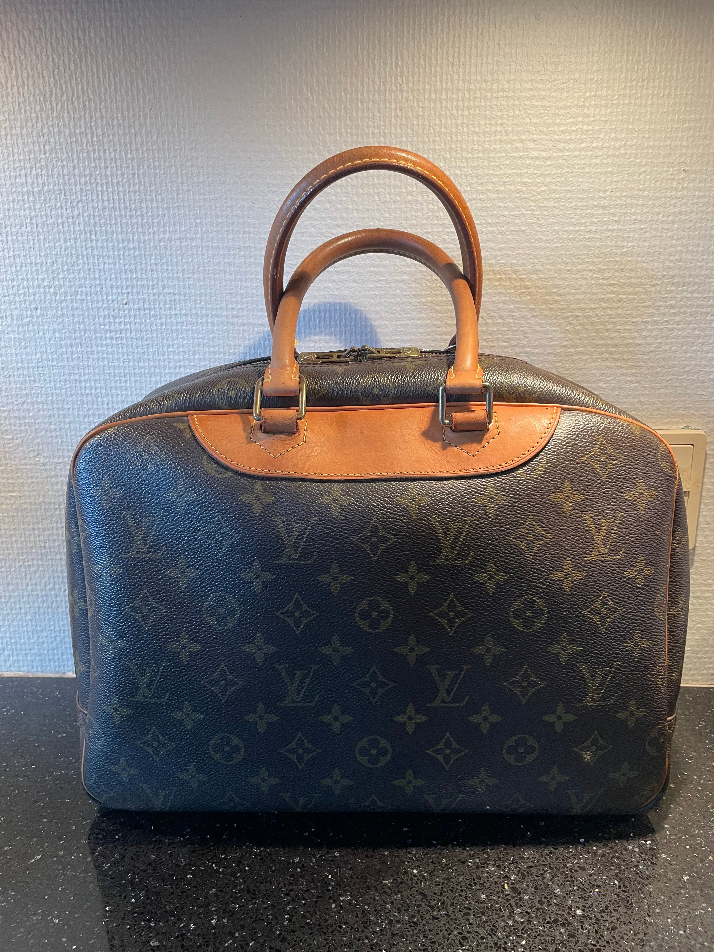 Louis Vuitton Deauville