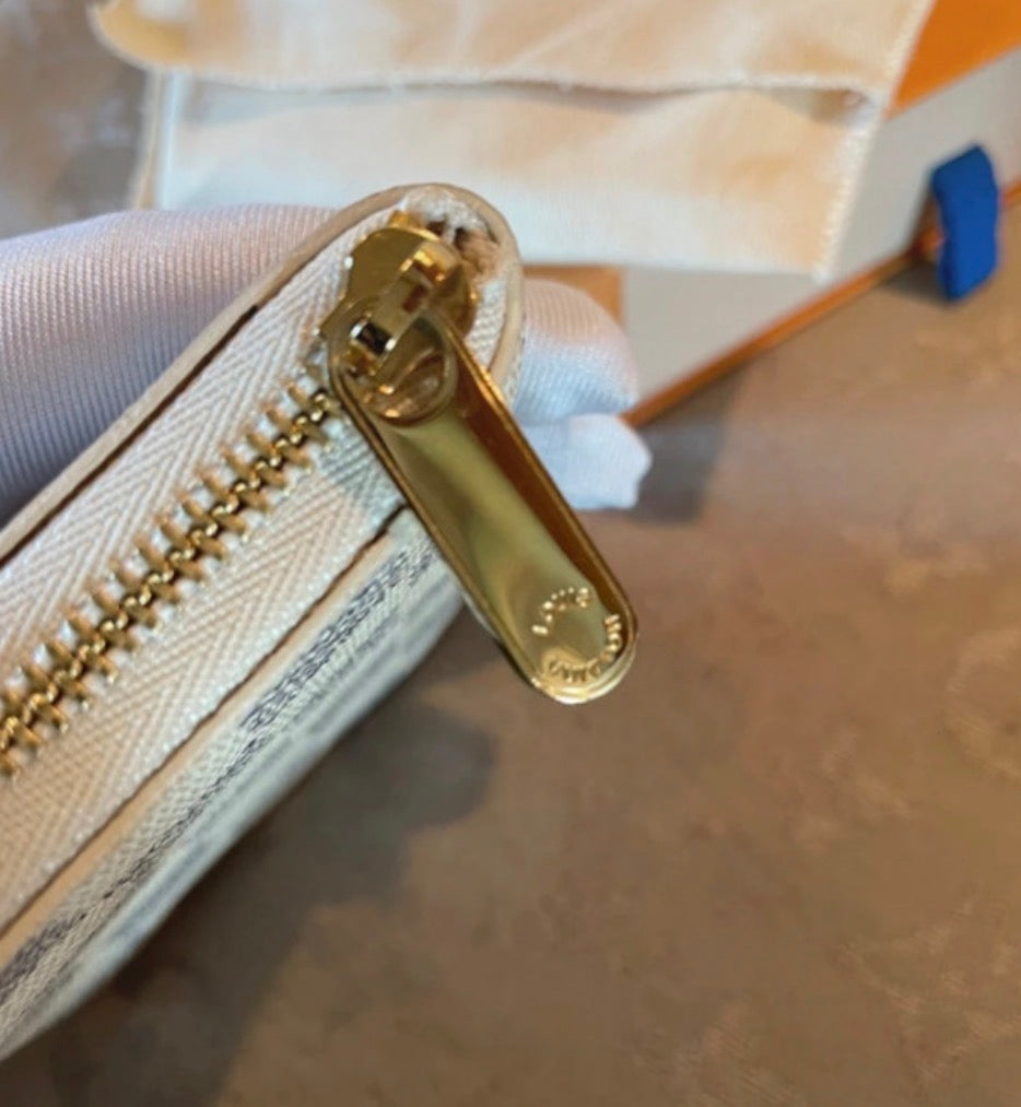 LOUIS VUITTON WALLET