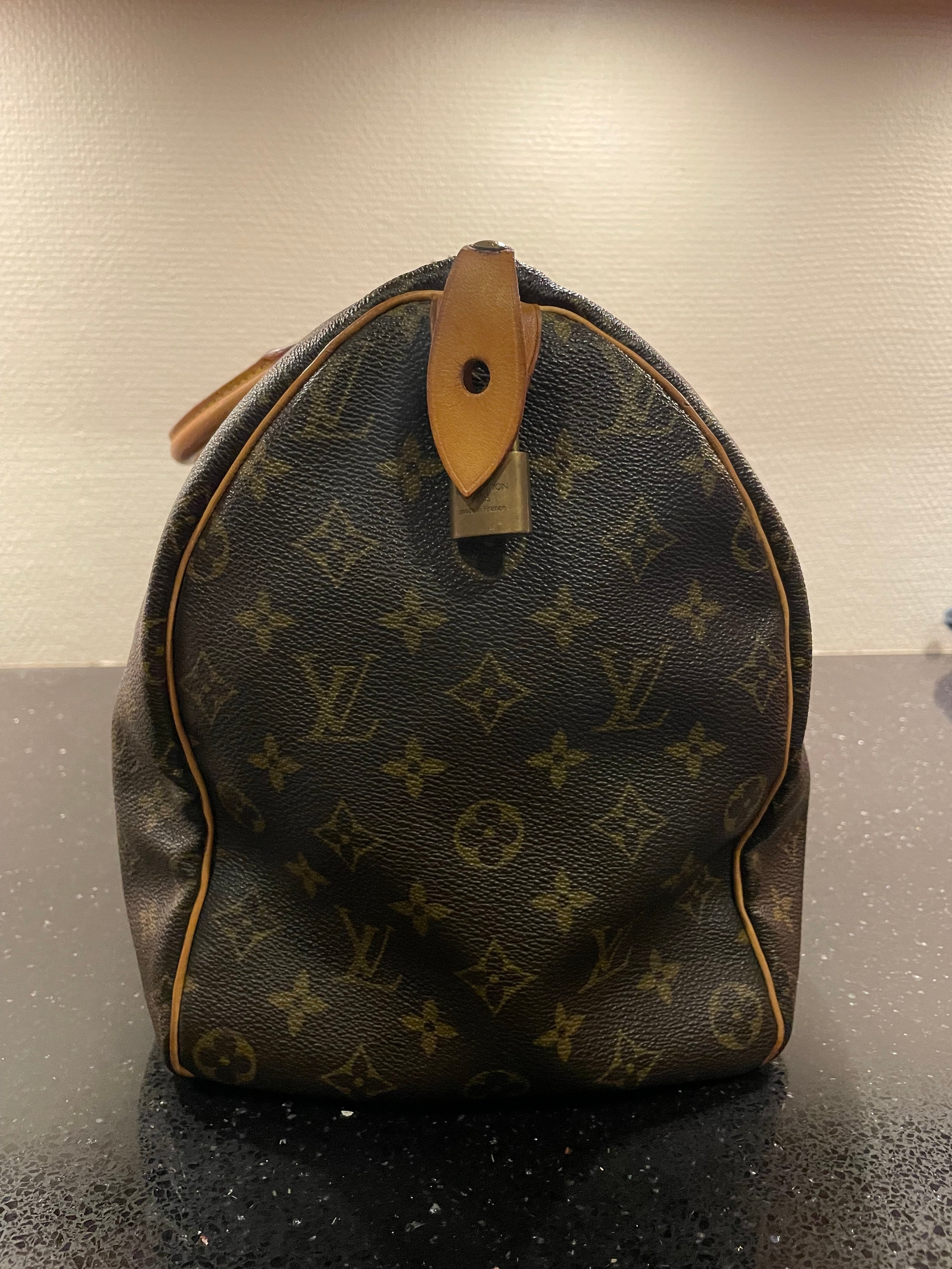 Louis Vuitton Speedy 40