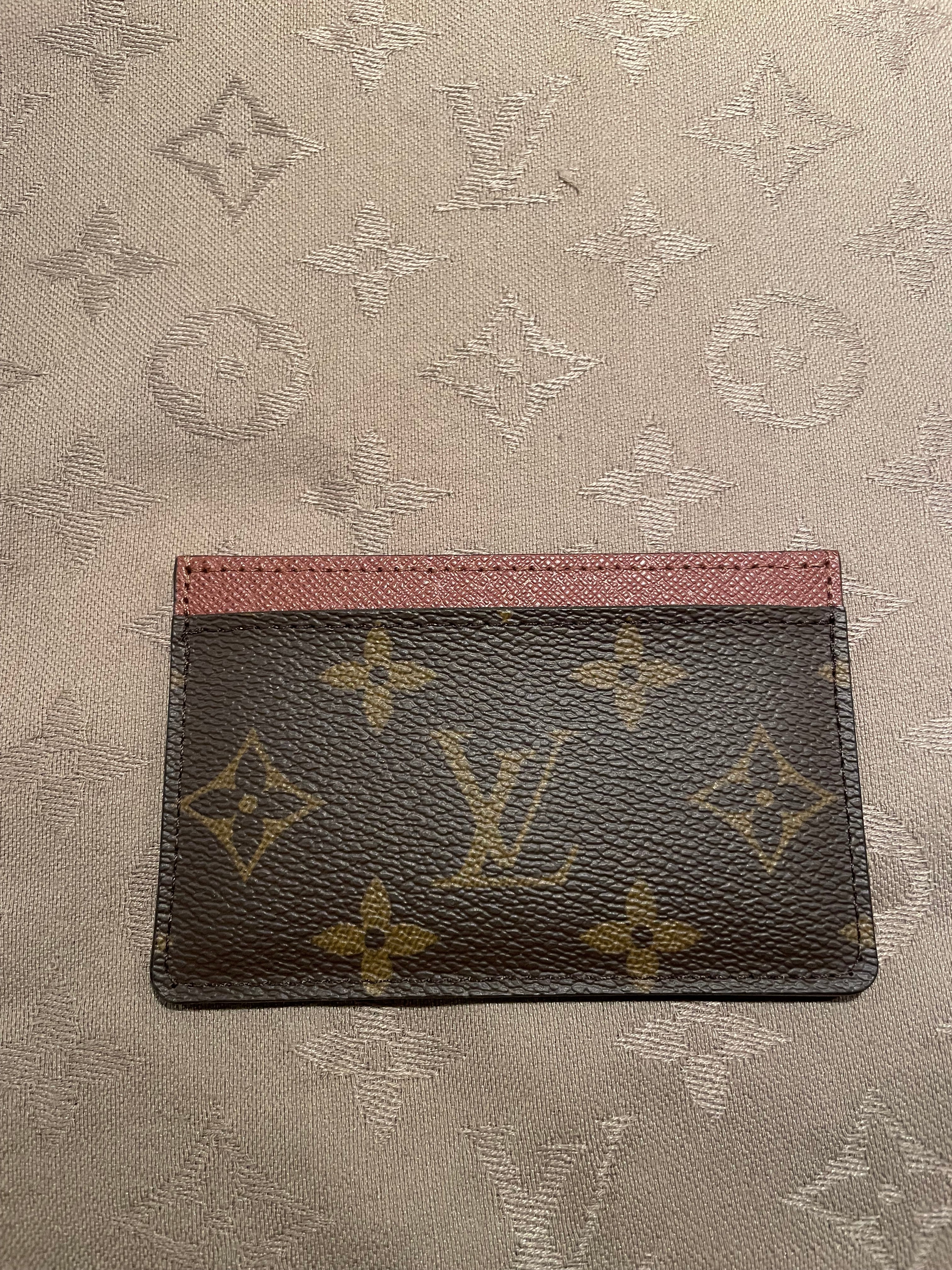 LOUIS VUITTON CARDHOLDER