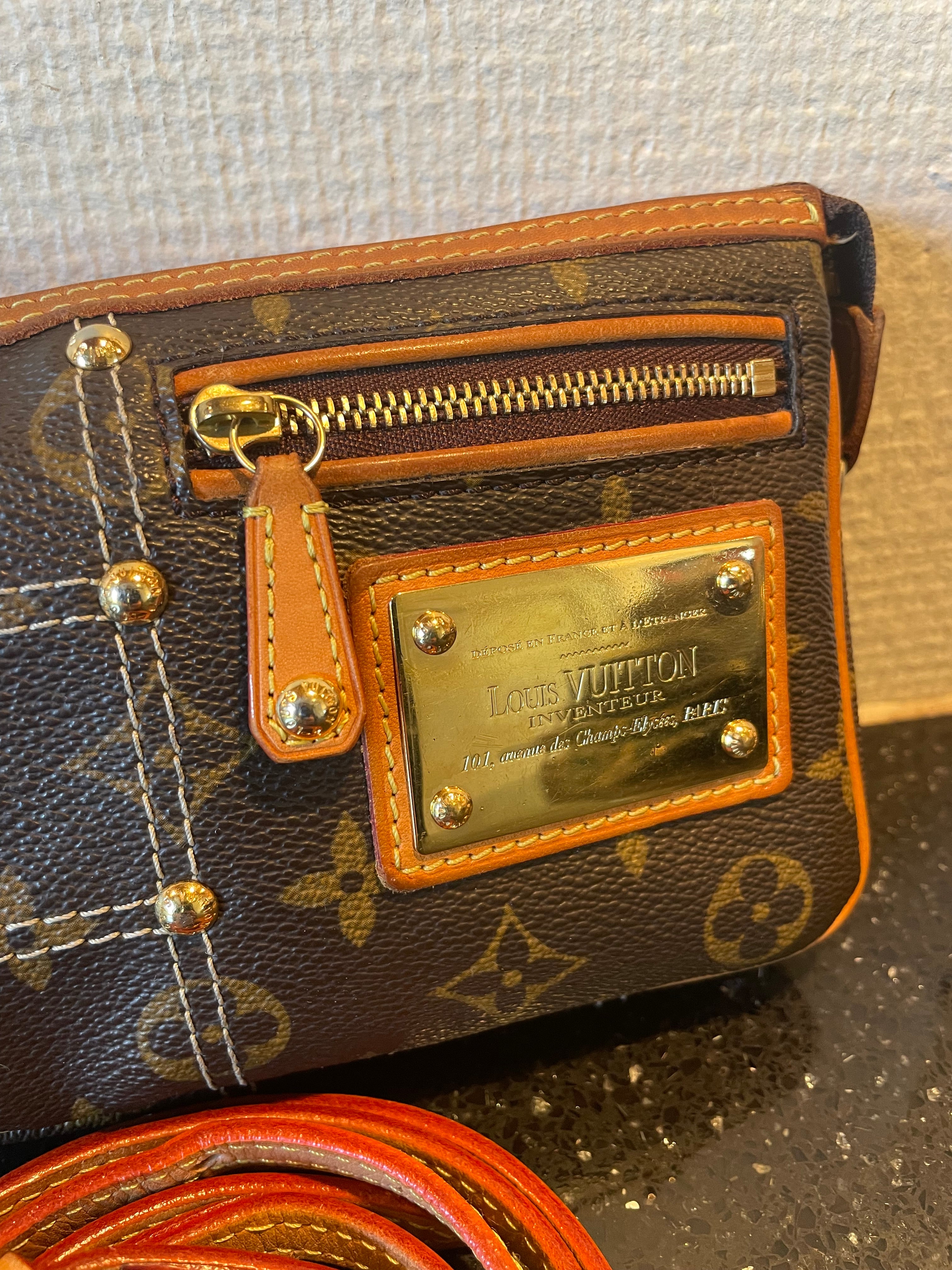 Louis Vuitton Rivets Pochette