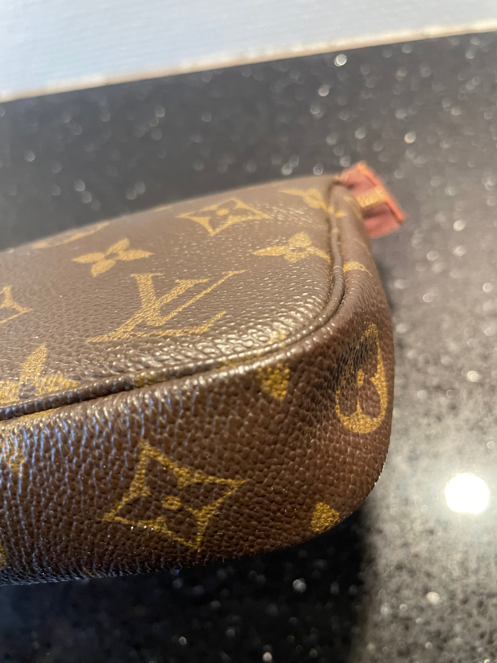 Louis Vuitton Pochette Crossbody