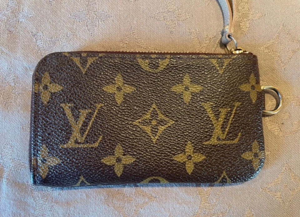 LOUIS VUITTON kEY/CARD POUCH
