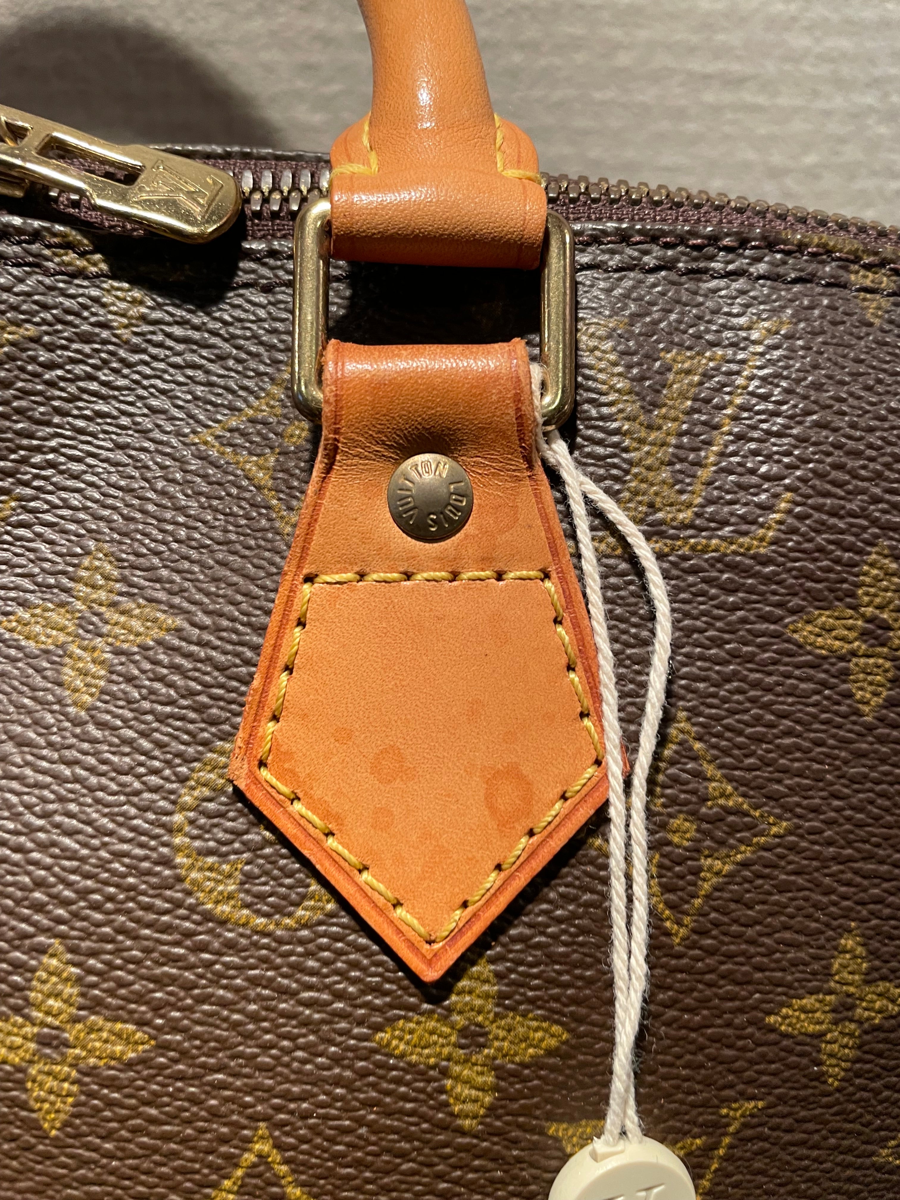 Louis Vuitton Alma PM
