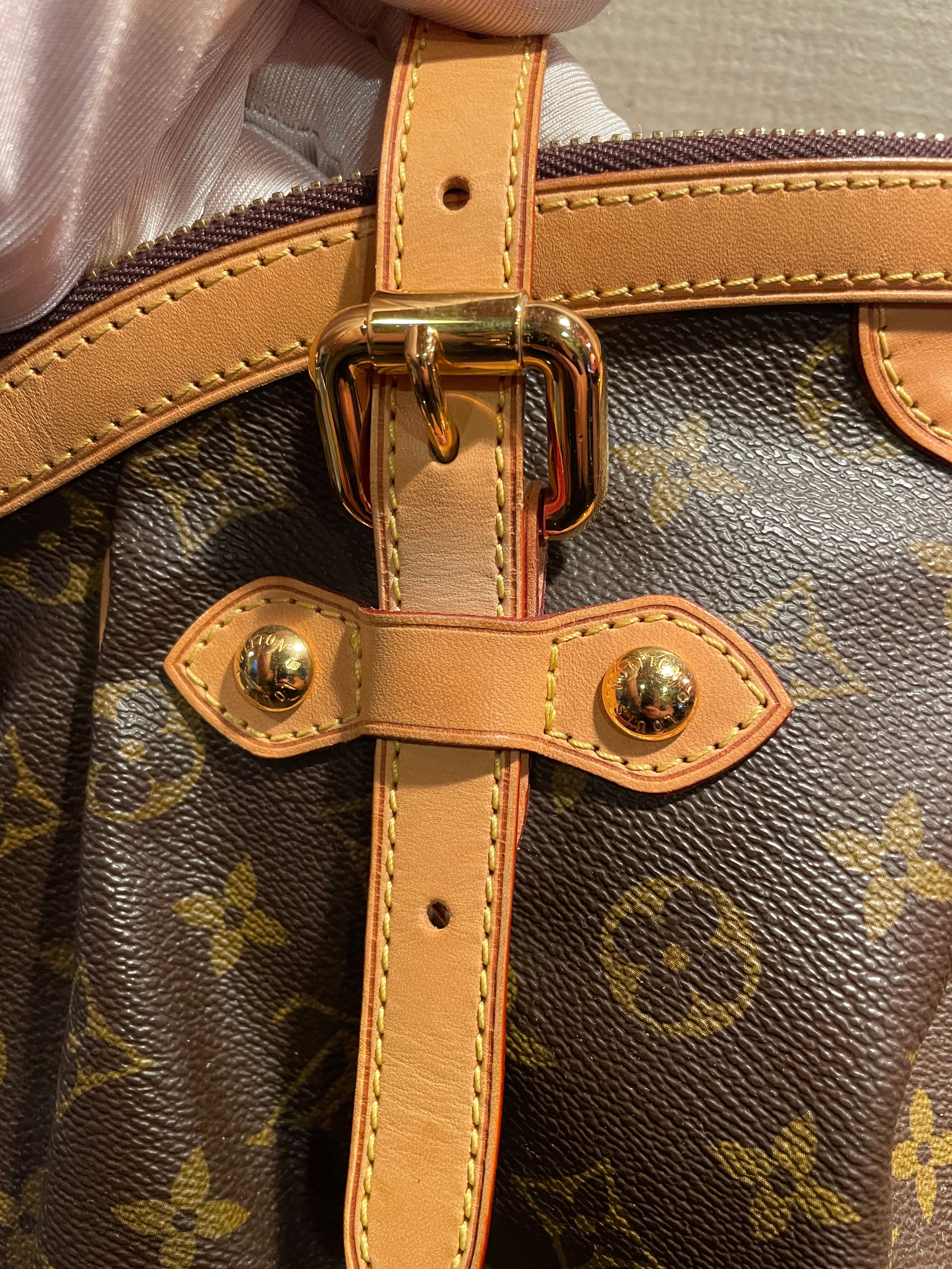 Louis Vuitton Tivoli GM