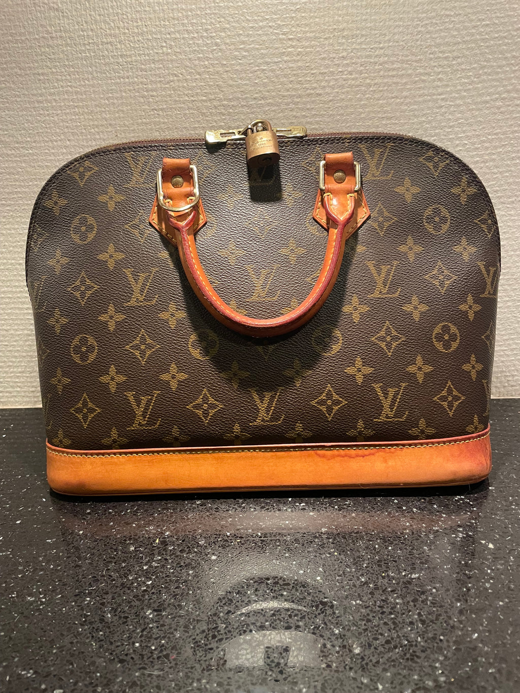 Louis Vuitton Alma PM