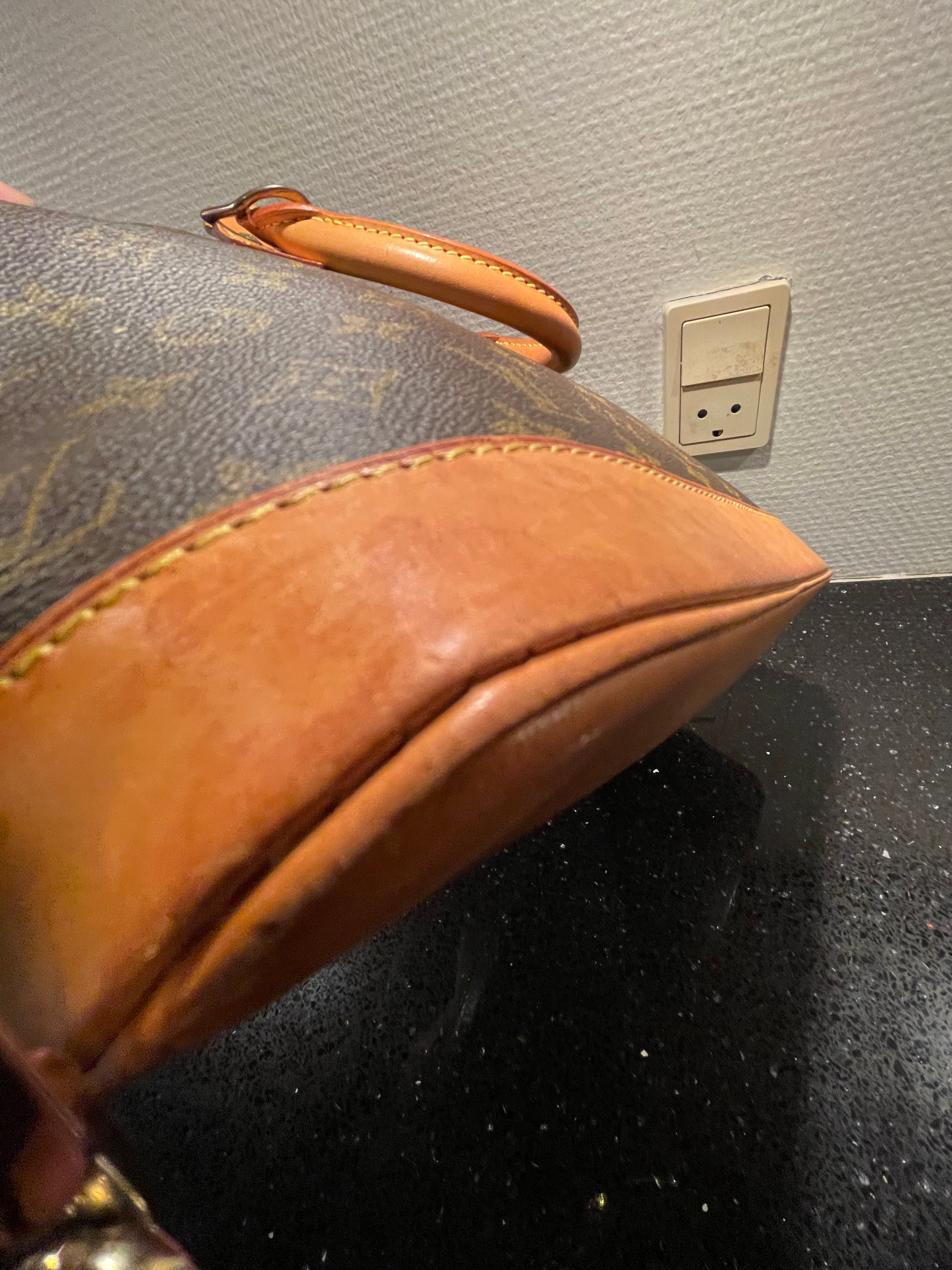Louis Vuitton Alma PM