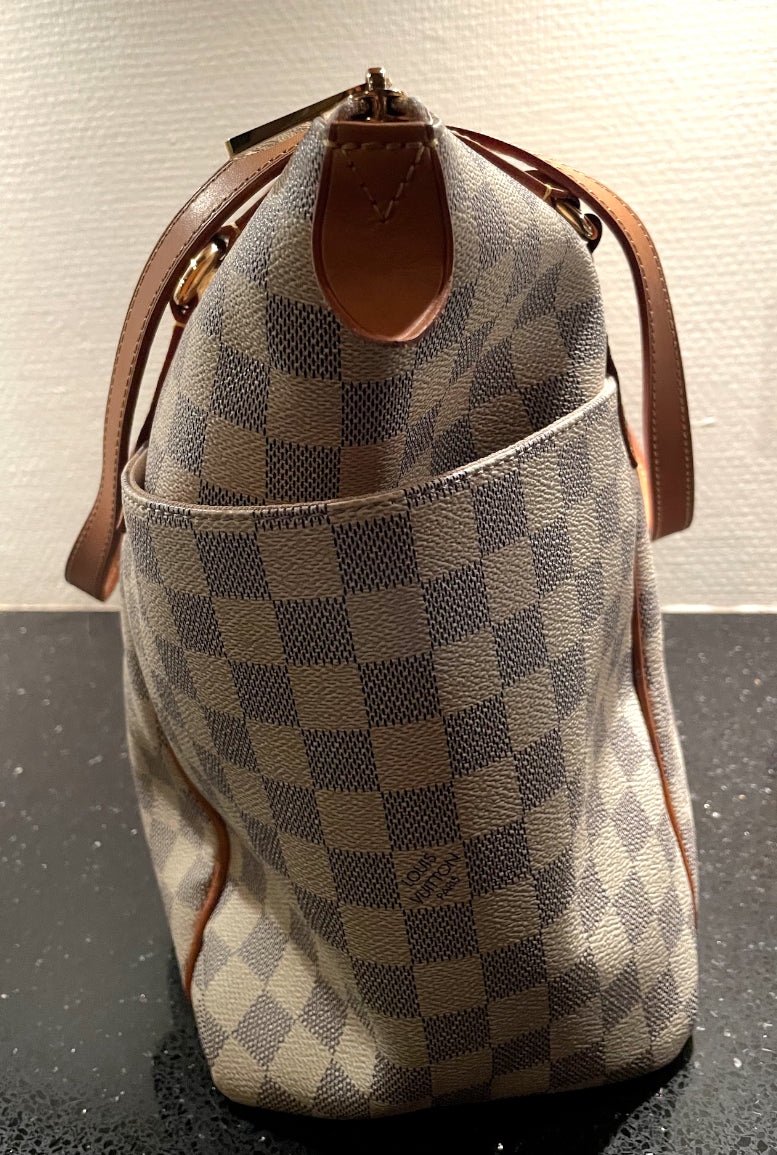 LOUIS VUITTON TOTALLY MM