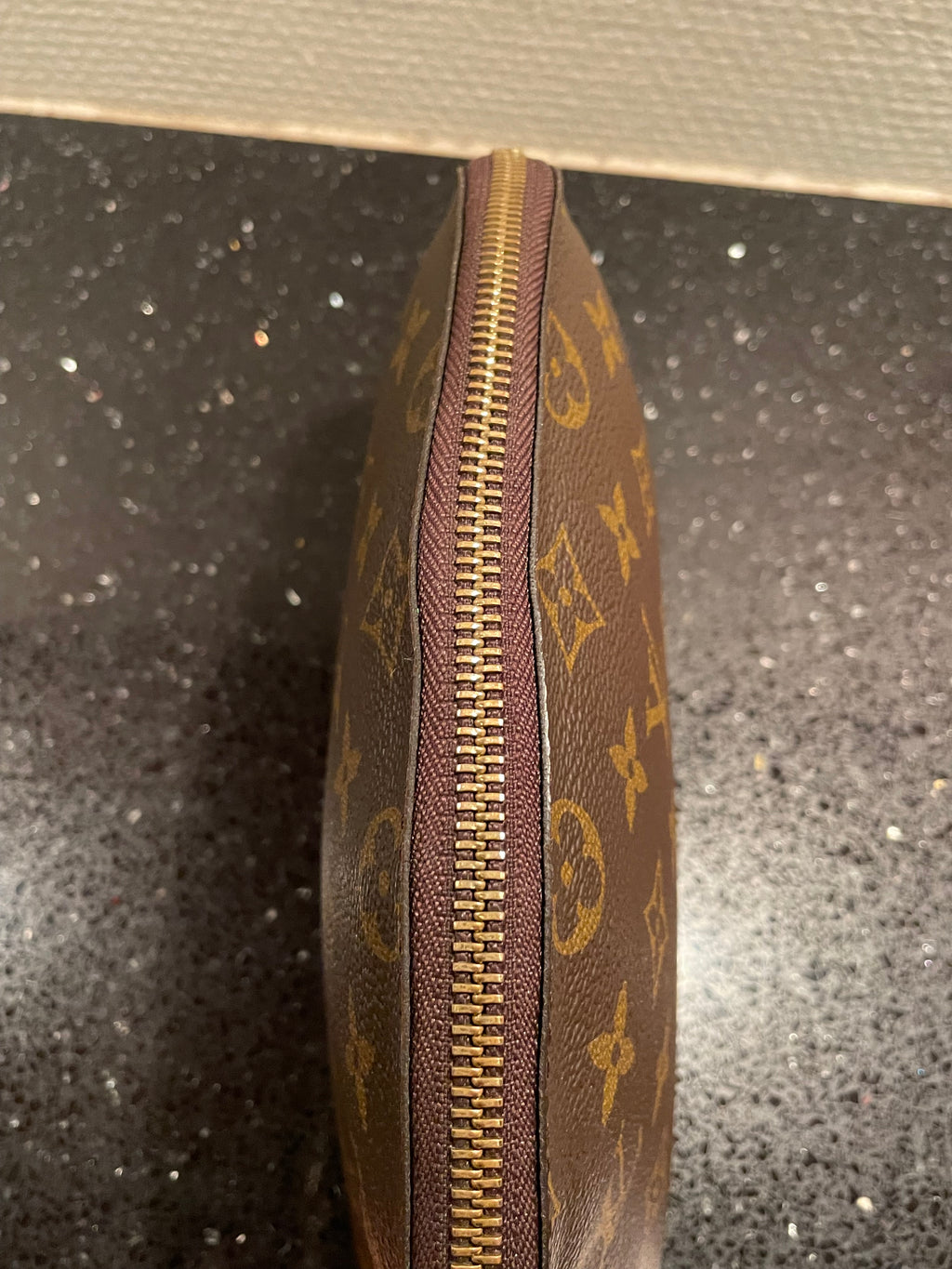 LOUIS VUITTON COSMETIC POUCH GM