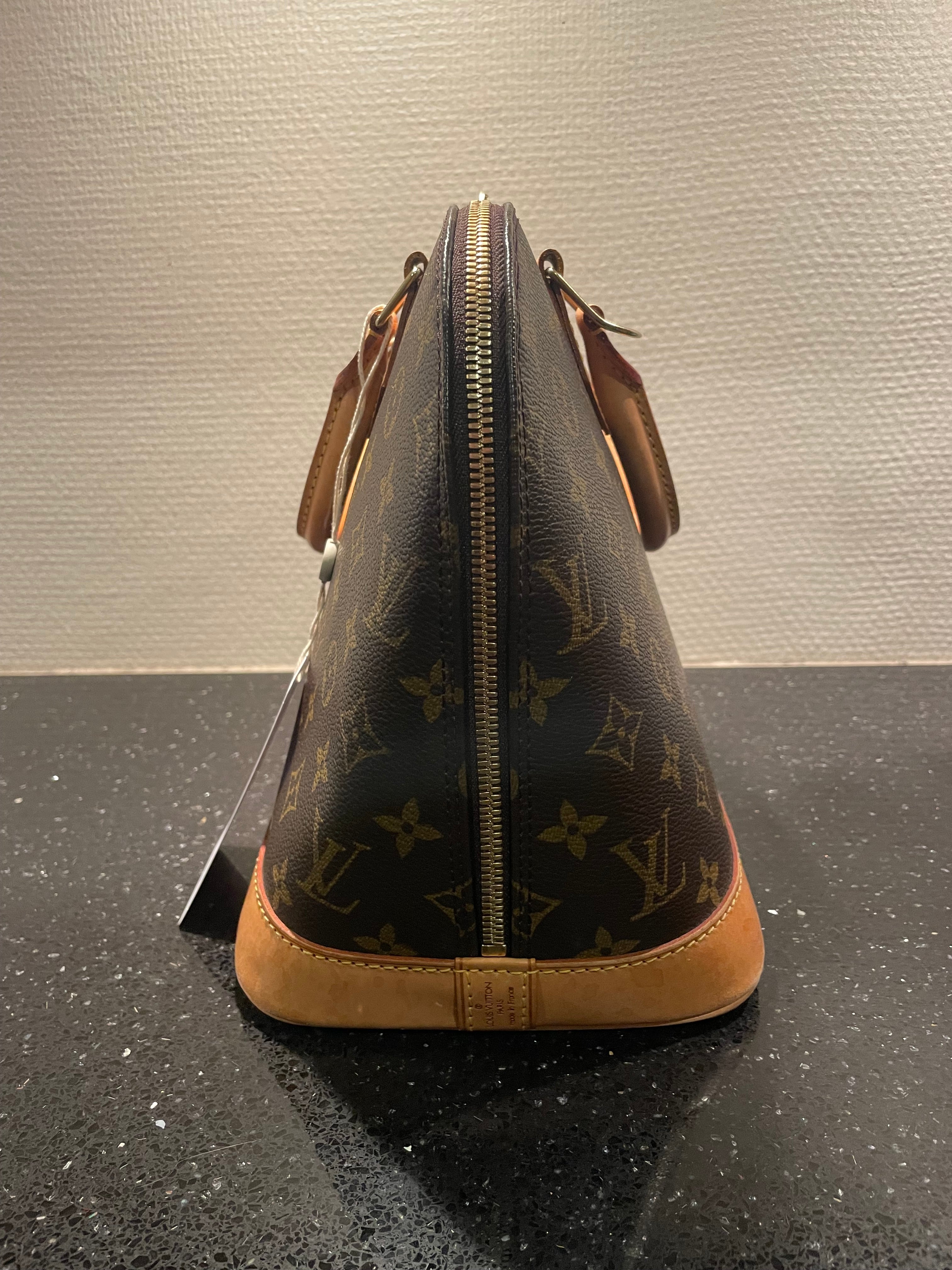 Louis Vuitton Alma PM