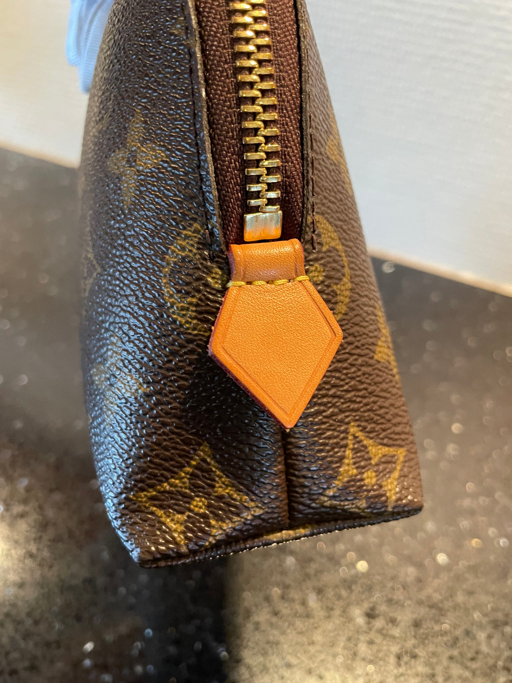 Louis Vuitton Clutch/Make-up Pouch GM