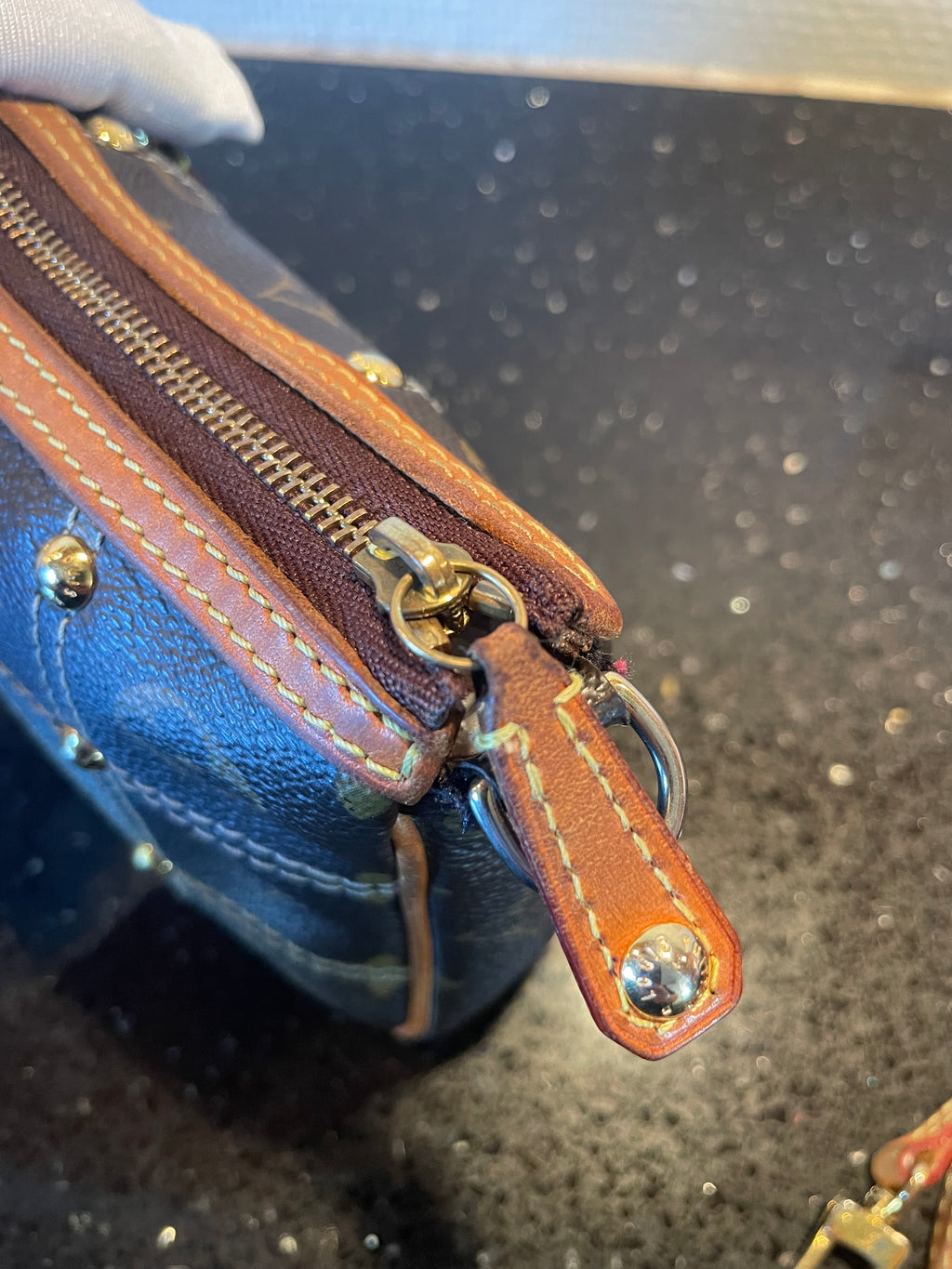 Louis Vuitton Rivets Pochette