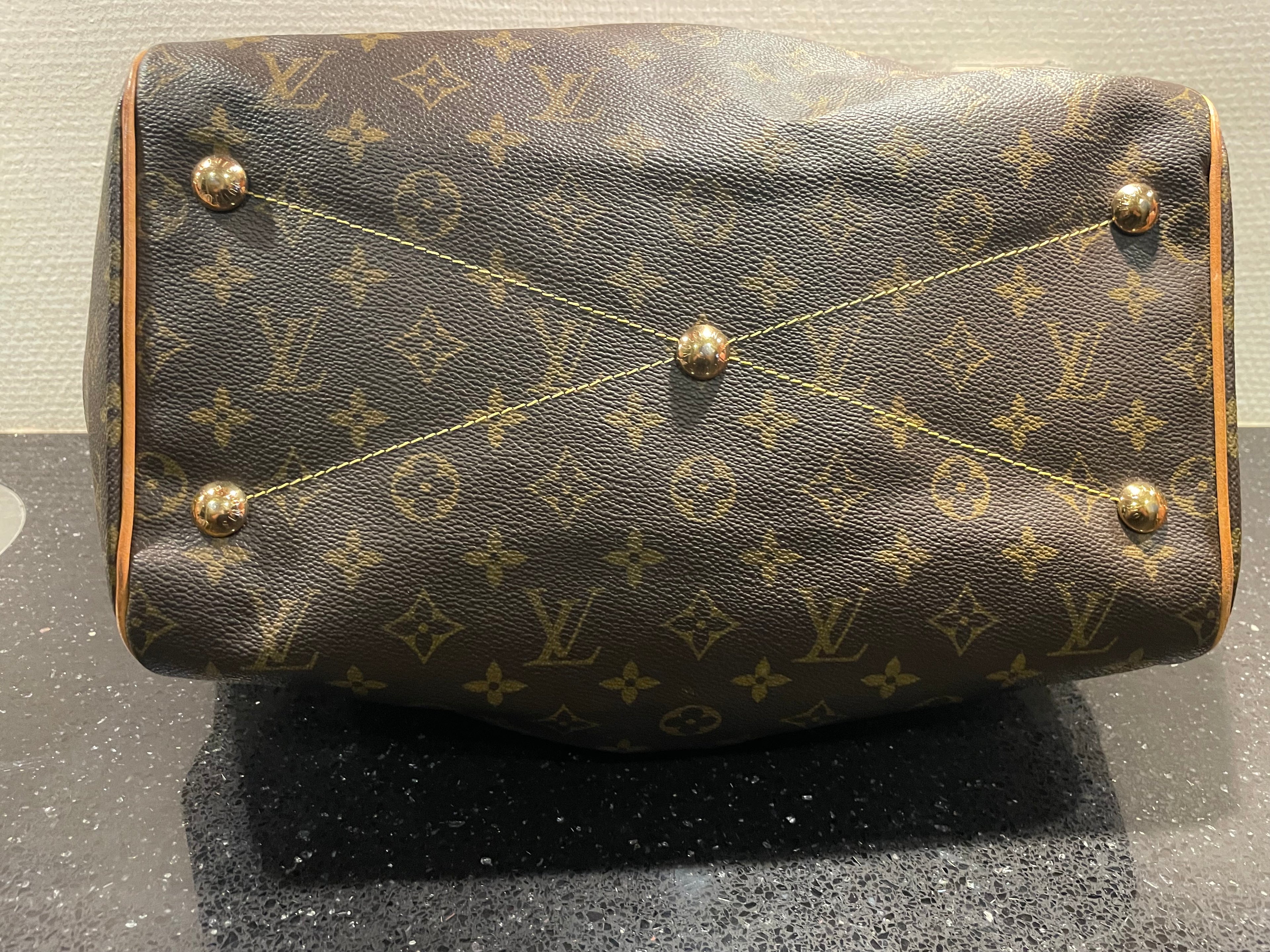 Louis Vuitton Tivoli GM