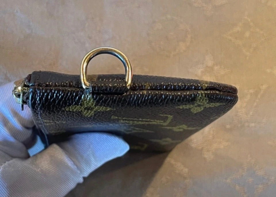 LOUIS VUITTON kEY/CARD POUCH