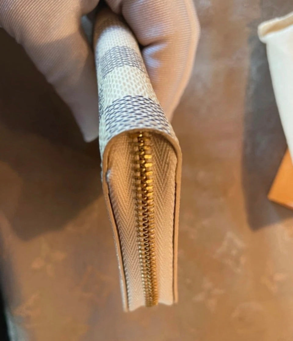 LOUIS VUITTON WALLET