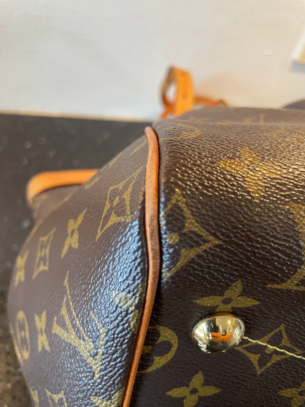 Louis Vuitton Tivoli GM