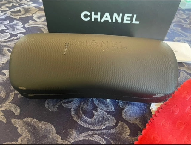 CHANEL CAFÉGLASES
