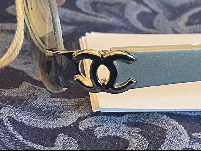CHANEL CAFÉGLASES