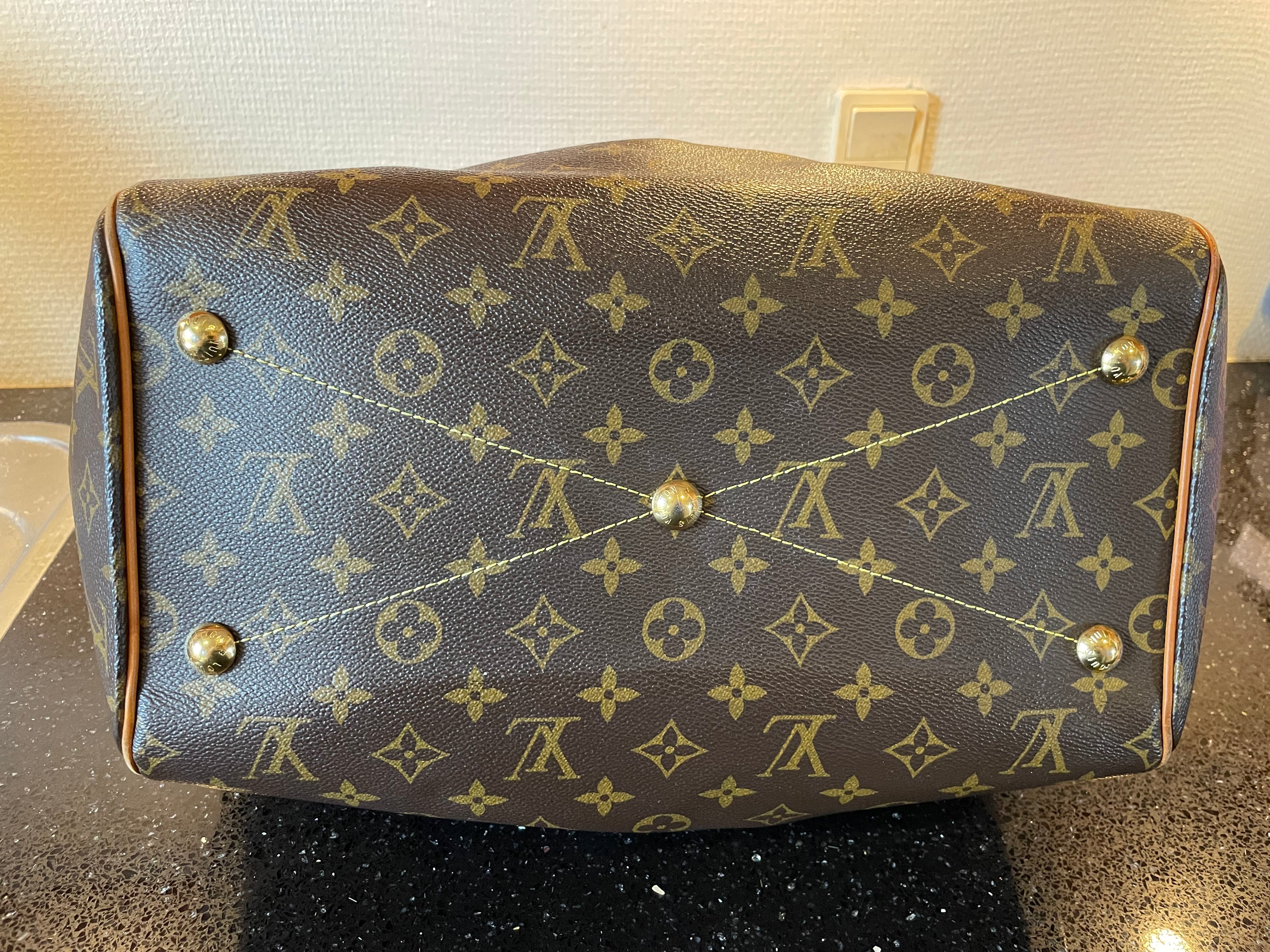 Louis Vuitton Tivoli GM