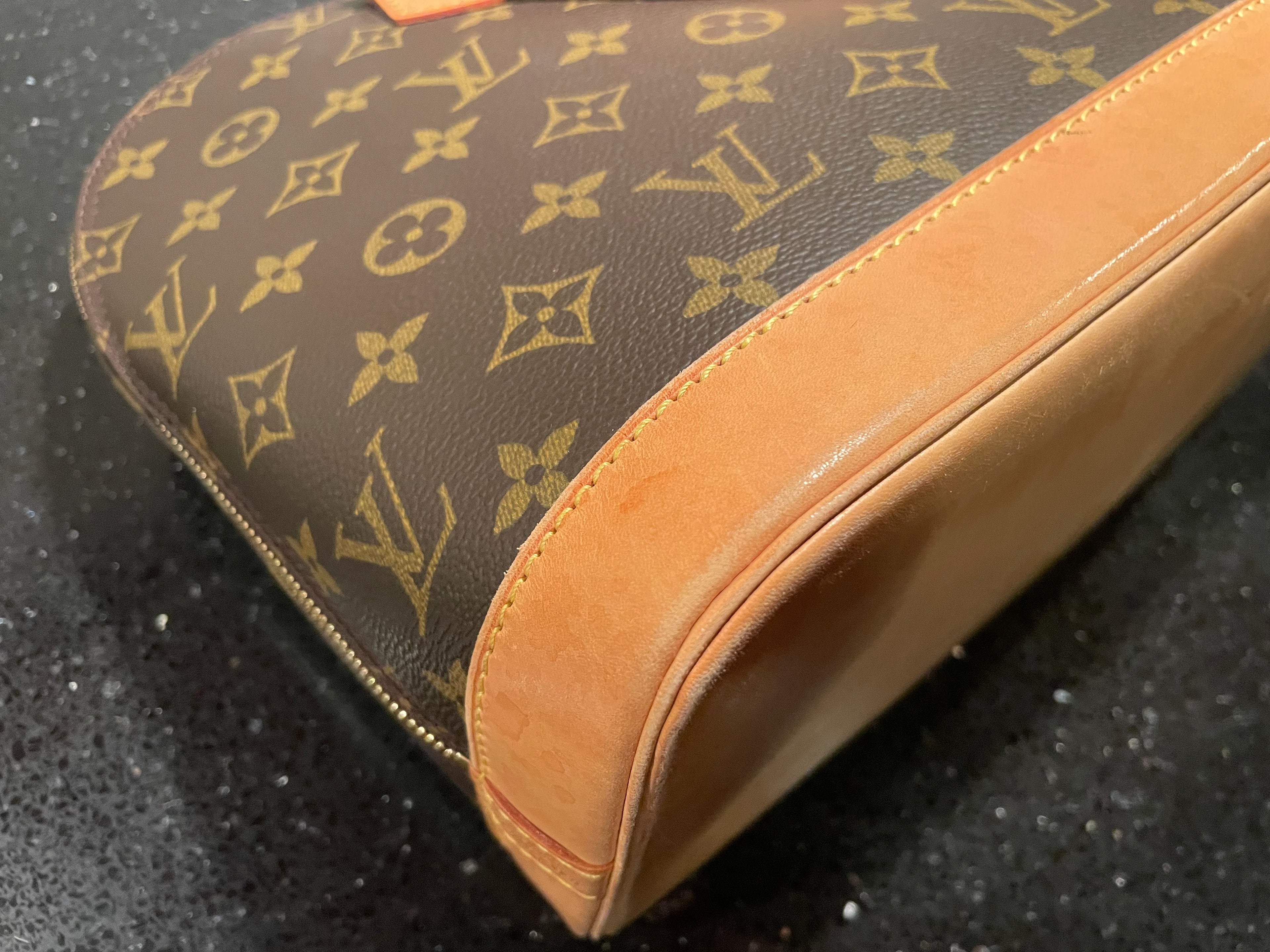 Louis Vuitton Alma PM