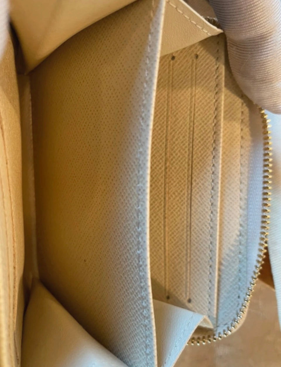 LOUIS VUITTON WALLET