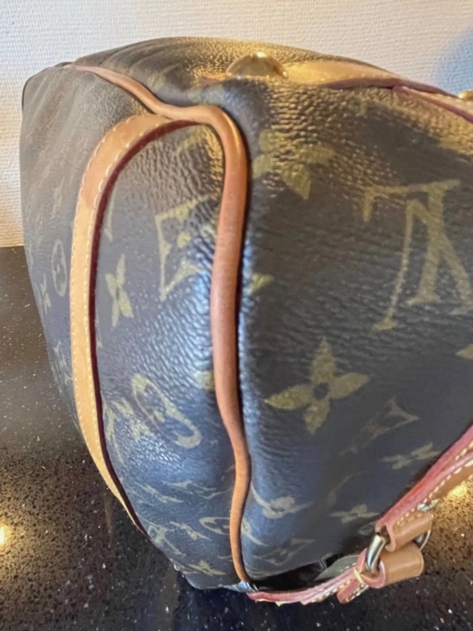LOUIS VUITTON STRESA GM SHOULDERBAG