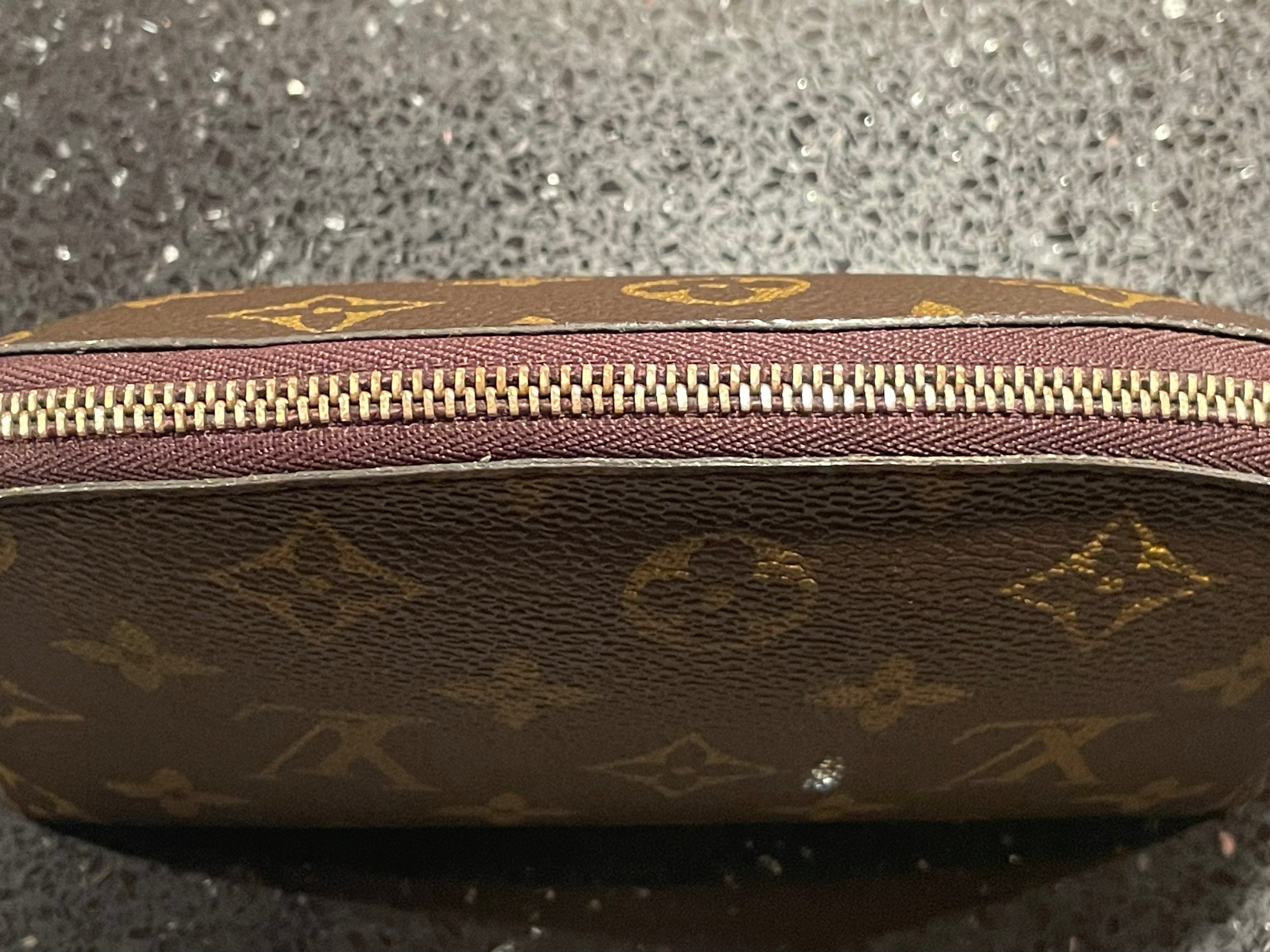 LOUIS VUITTON COSMETIC POUCH PM
