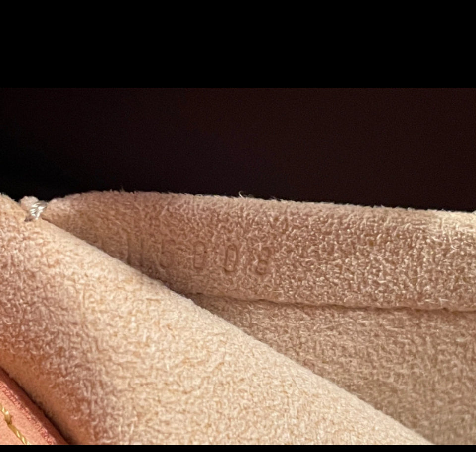 LOUIS VUITTON ETOILE