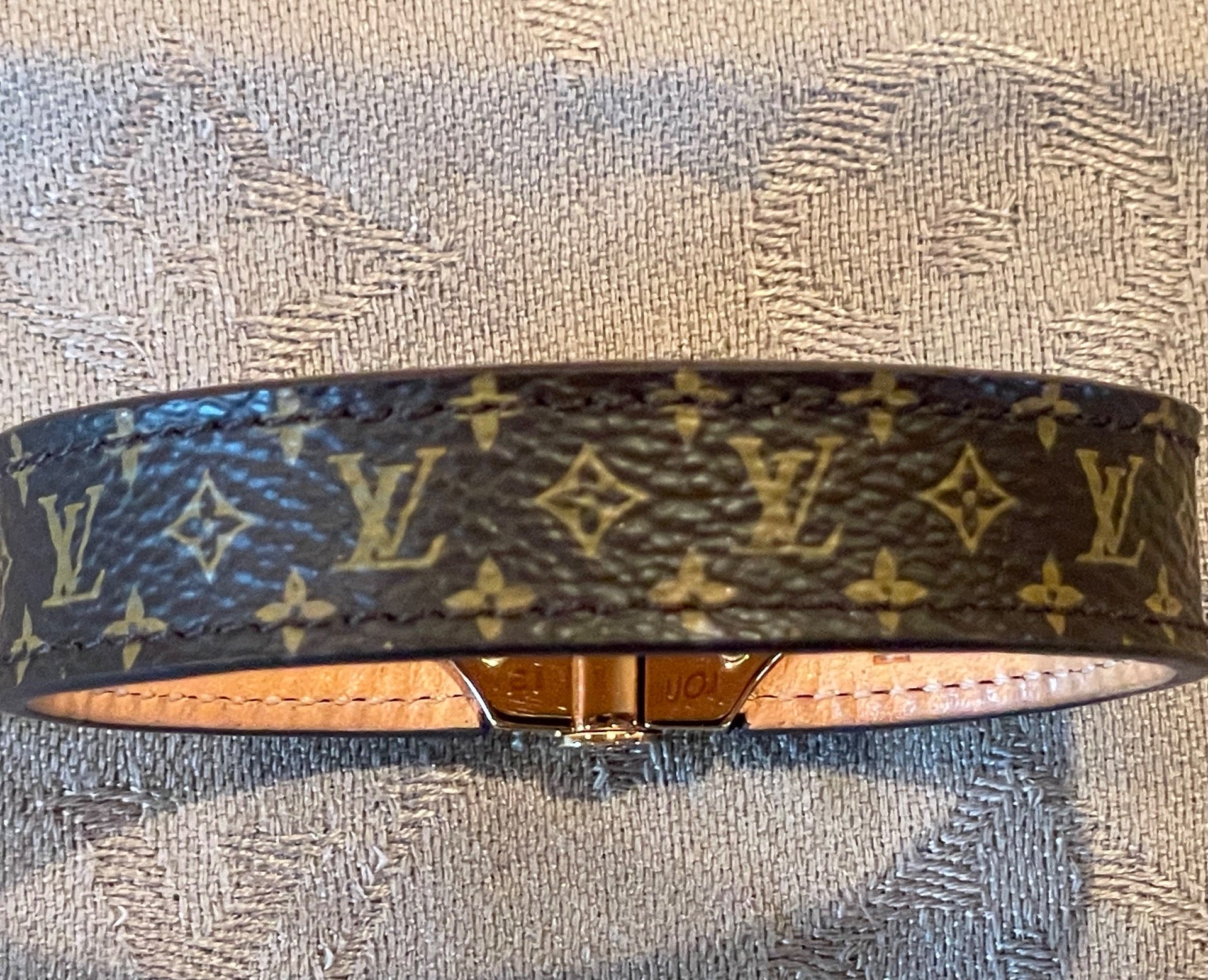 LOUIS VUITTON BRACELET