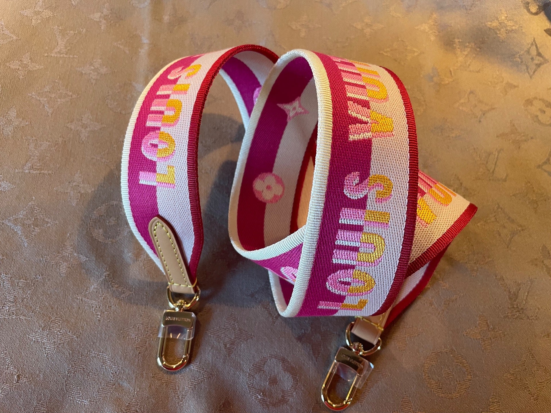 LOUIS VUITTON STRAP