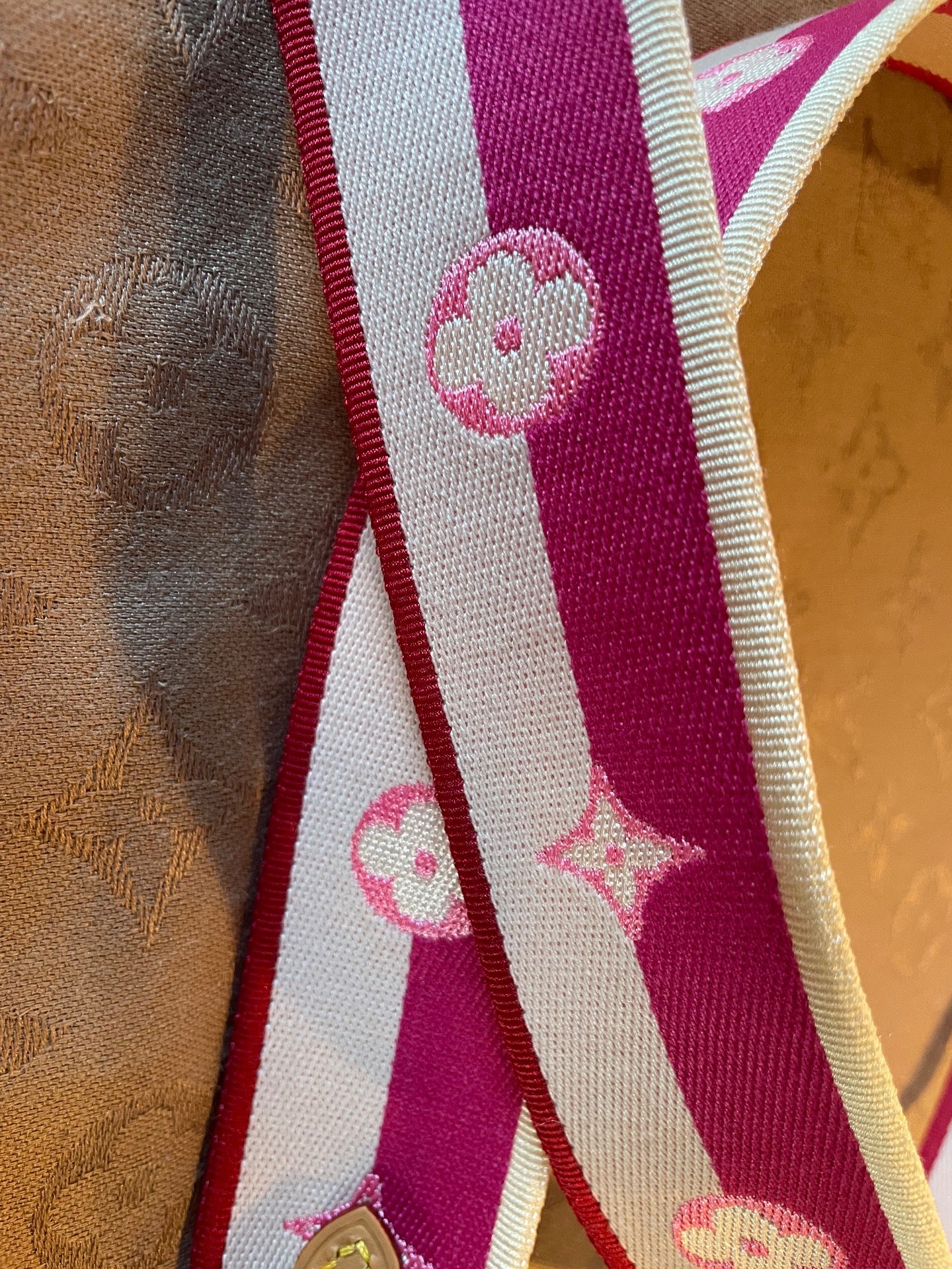 LOUIS VUITTON STRAP