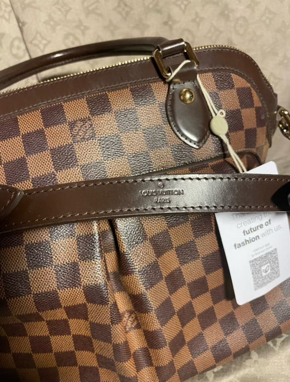 LOUIS VUITTON TREVI GM SHOULDER/HANDBAG