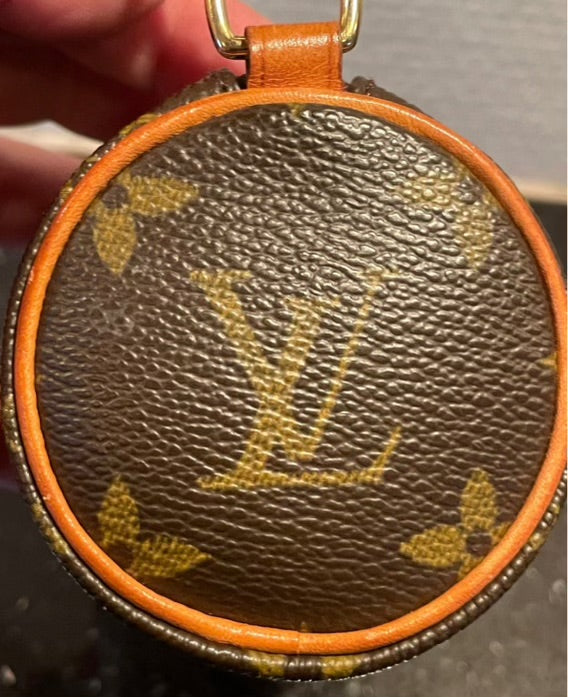 LOUIS VUITTON SMALL BAG/CLUTCH