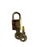 CHANEL KEYLOCK IN GOLD