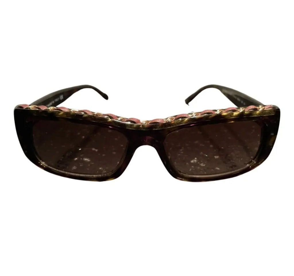 CHANEL SUNGLASSES IN BROWN