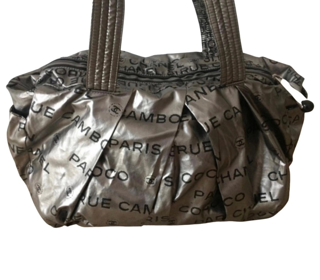 CHANEL SHOULDERBAG