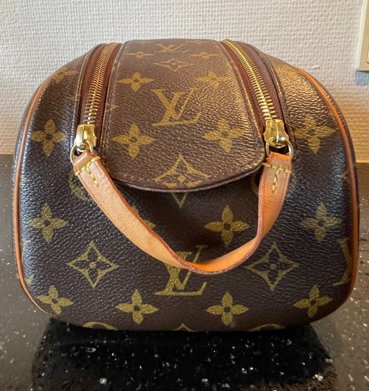 LOUIS VUITTON TOILETRY POUCH