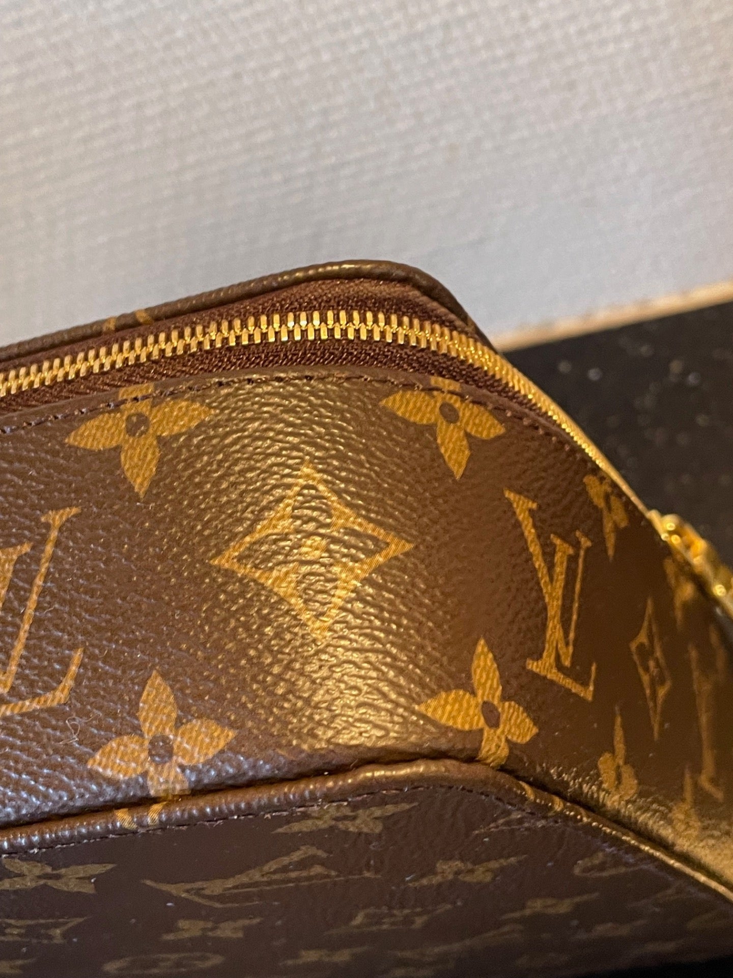 LOUIS VUITTON JEWELERY BOX