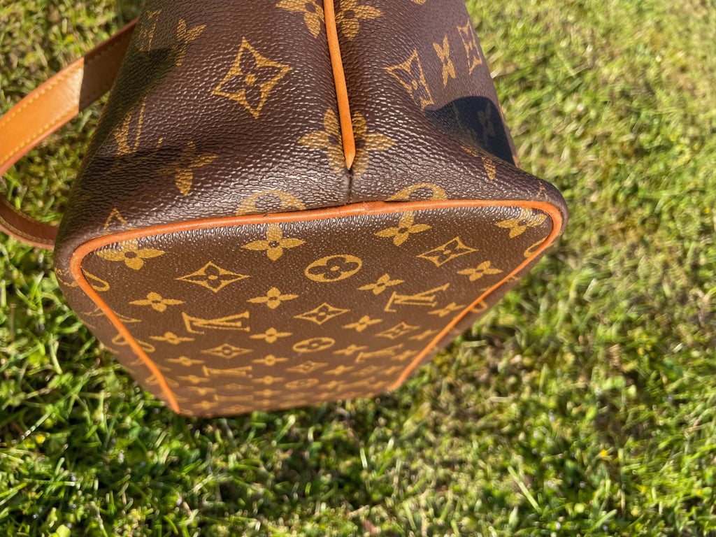 LOUIS VUITTON PALERMO PM HANDBAG